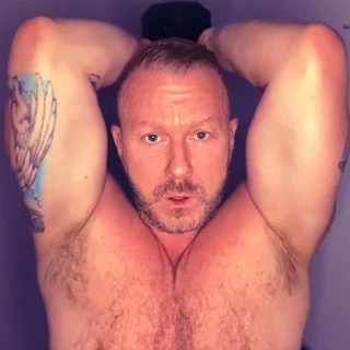 BENNETT_SEXY_AT_55