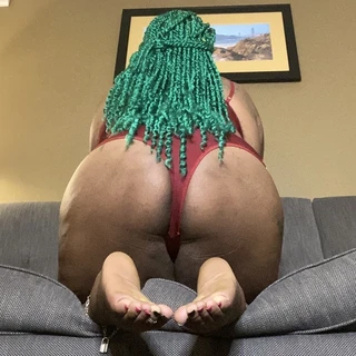 beautyful_footsies