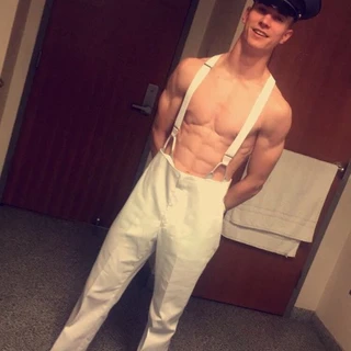 Evan Reynolds