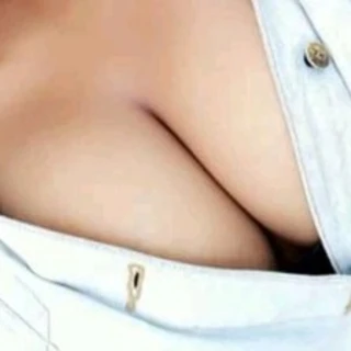 BigBoobyMommy