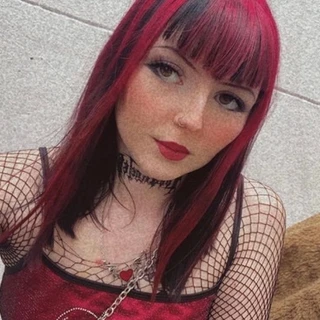 Maddy 🖤