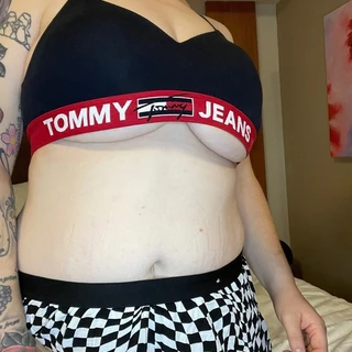Bigbustygirls