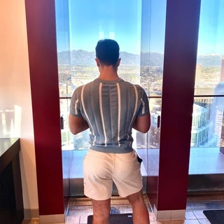 B🍑