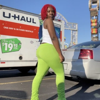 Big Booty S’Uzi