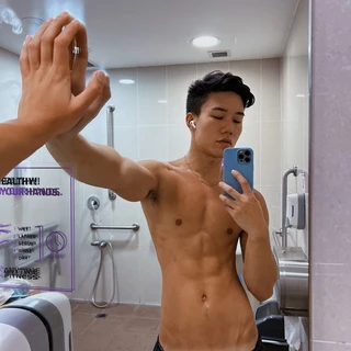 Ollie Yang