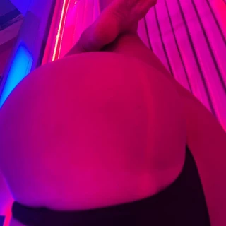BitchyFeet Sass & Ass 🌶️🔥🍑 💅🦶🏻