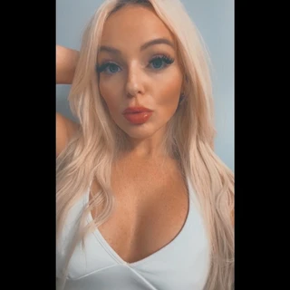 blondebabe