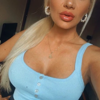 Franciska Luxya