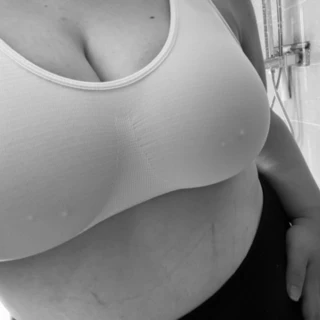 BlueEyesChubbyThighs - TOP 5%🥵