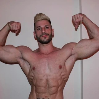 👑💪🏻Muscle Boy💪🏻 👑 Available 24h