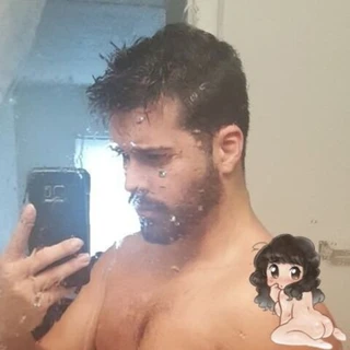 𝐁𝐞𝐞 🔞