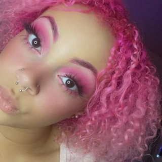 Pink 🩷