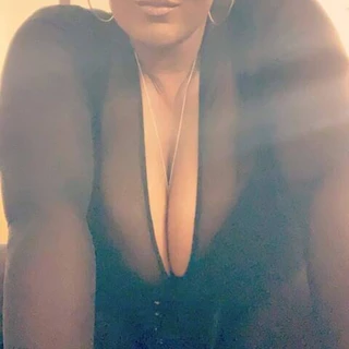 Brazilian Babe Chi Giselle
