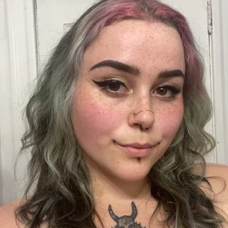 Kiki 👽