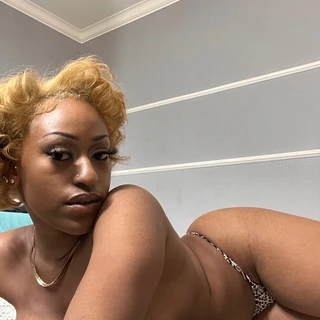 BrownShugaa🤤👱🏾‍♀️™️