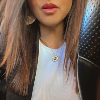 Brunettebabe