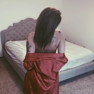 Brunette Mama Babe