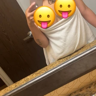 Bustybeauty21