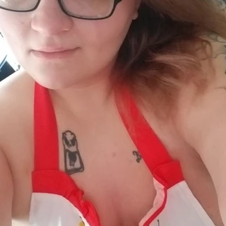 Busty Bridgette