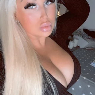 ✨👸🏼 bustylucyx 👸🏼