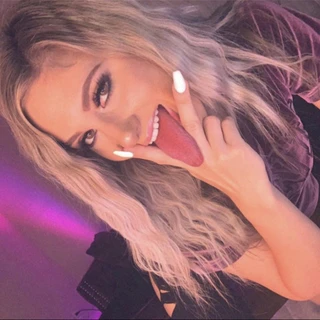 Brittany Benz 🍒