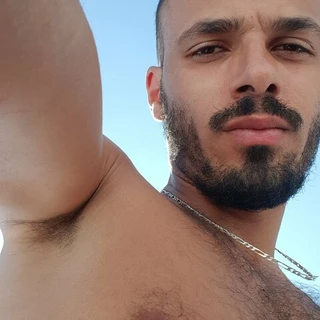 Camil_Devine