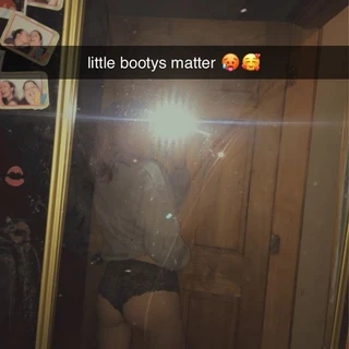 👑👑