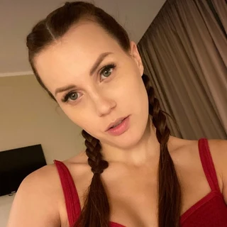 Seductress Charlie RedHead🌹