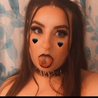 Ella Moon 🌙