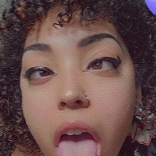 Cherri Bombzz