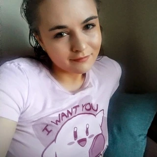 Chloe B.