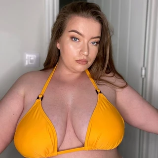 Chloe🤍