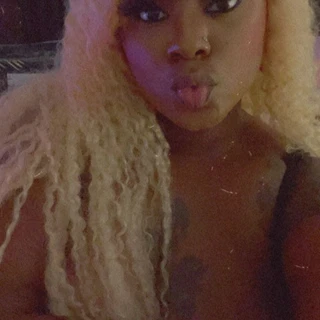 SensationalChocolate 🍫