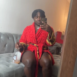 Chocolate Wraith🍑