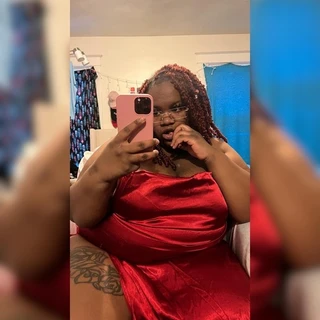 👽