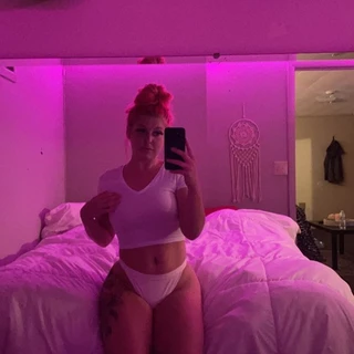 <3