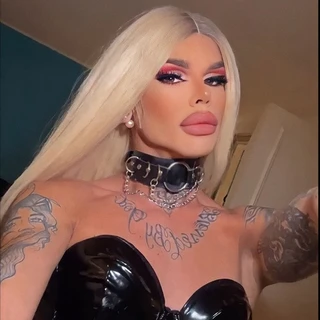 Clara Lima in London😈