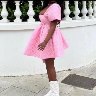Chocolate skinned Queen 🇮🇪