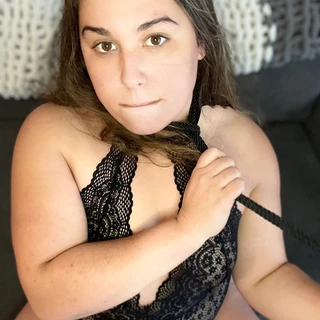 Cora Macki 😇
