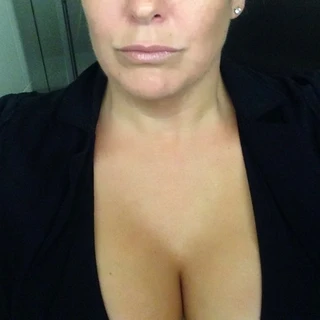 Ms. Cori Snows - 36DD 💋
