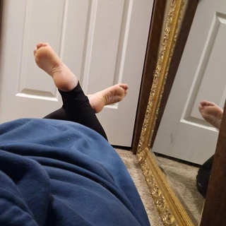 Cowgirl Feet