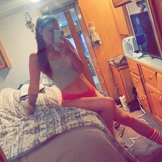 K😘