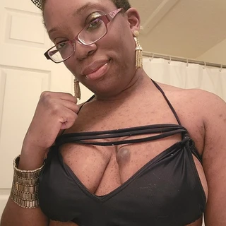 Curvy-licous