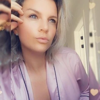 🍑 Curvymom 🍑 🇧🇪