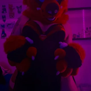 I’m A Hoe For Money 🔜 Anthrocon