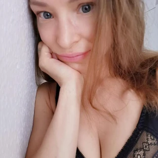 Daisy van Heyden (official)