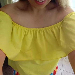 Wonderbread Tongue and Tale 👀( . )( . )