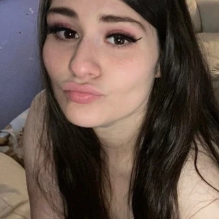 Dani🥥🍈