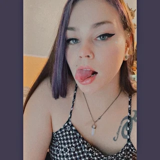 𝕕𝕒𝕟𝕚𝕜𝕒 𝕓𝕝𝕒𝕫𝕖 💖