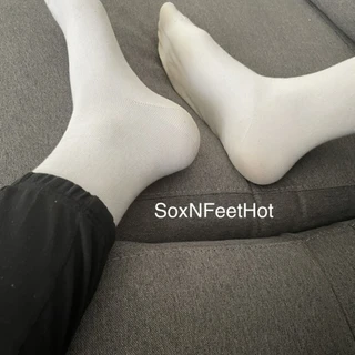SoxNFeetHot